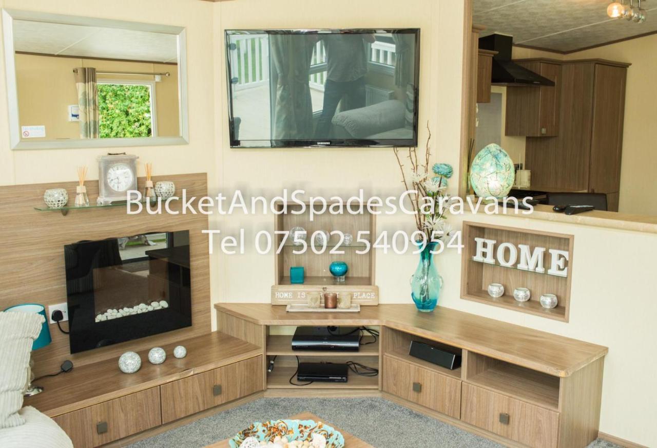 Blackpool Caravans Marton Mere Bagian luar foto