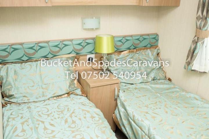 Blackpool Caravans Marton Mere Bagian luar foto