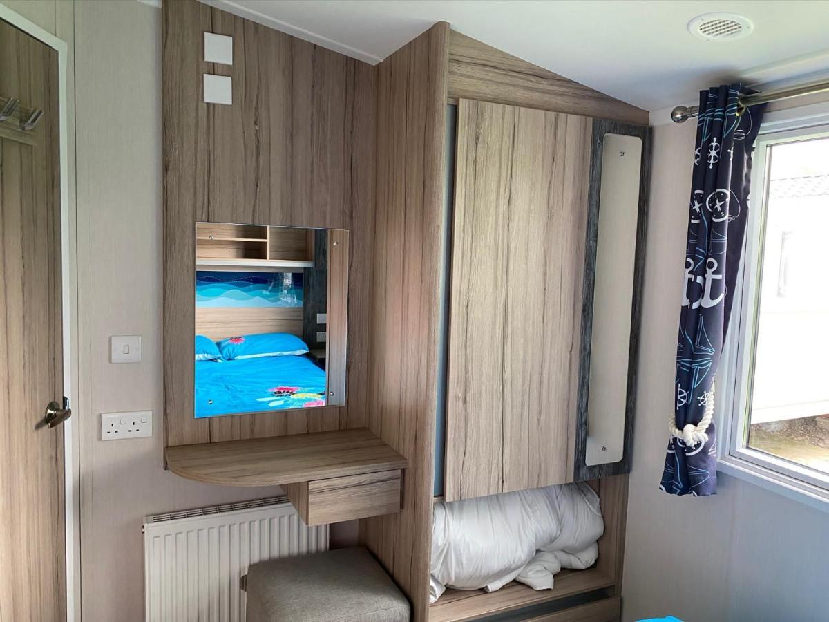 Blackpool Caravans Marton Mere Bagian luar foto